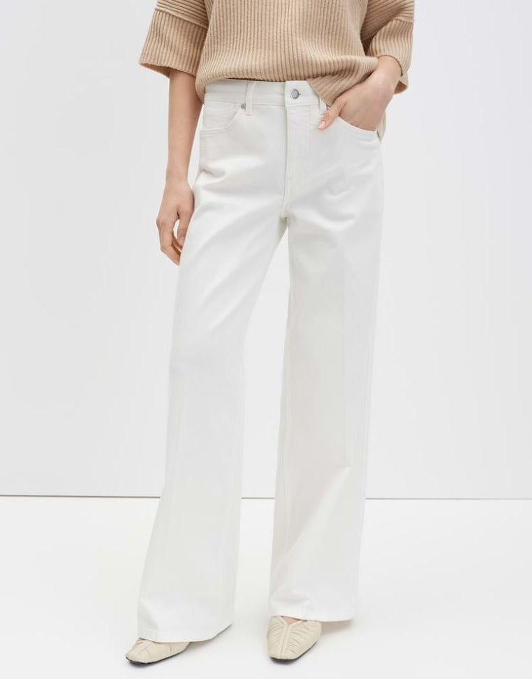 someday Slim Fit Off White