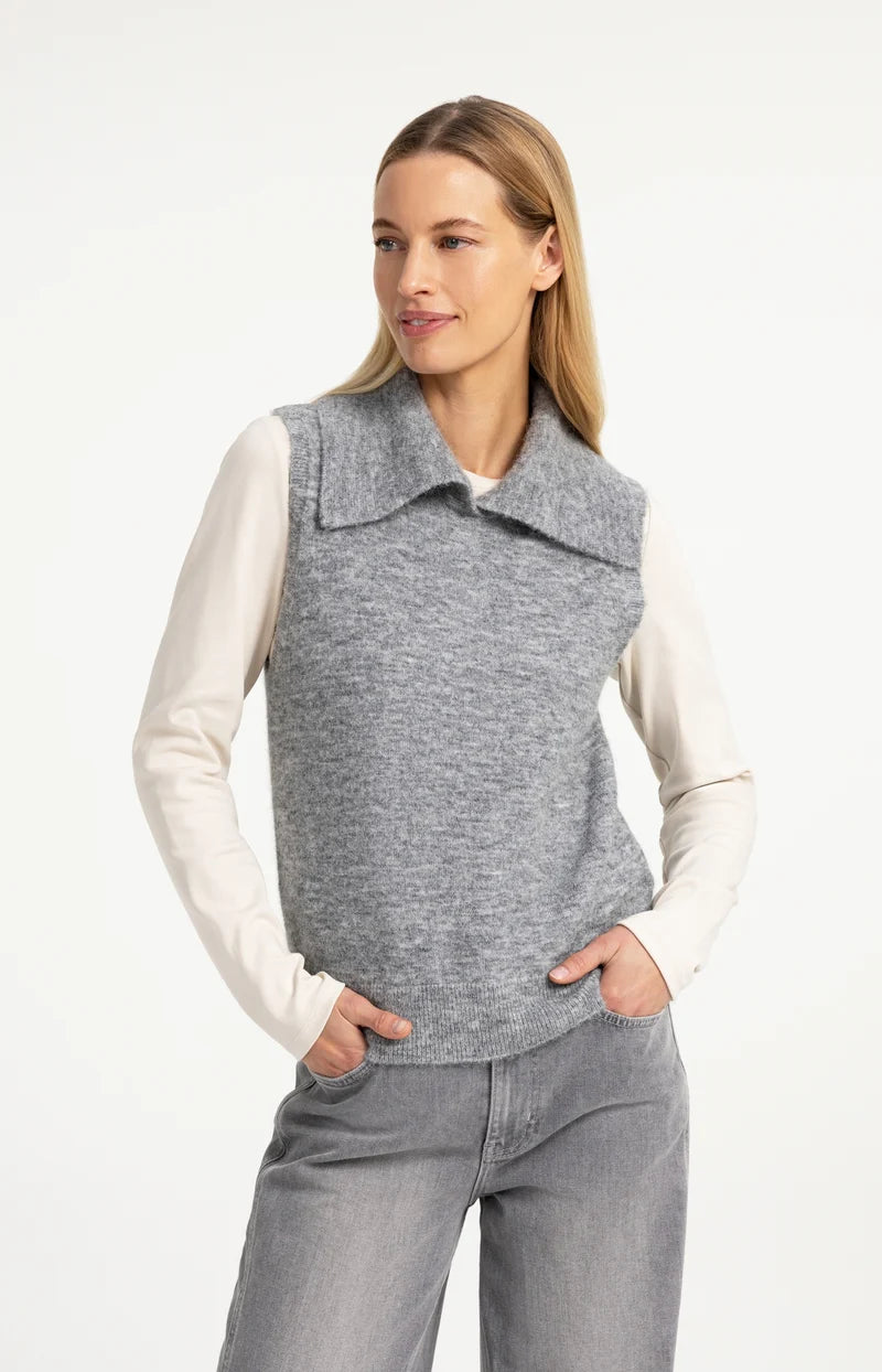 Ärmelloser Strickpullover mit Kragen