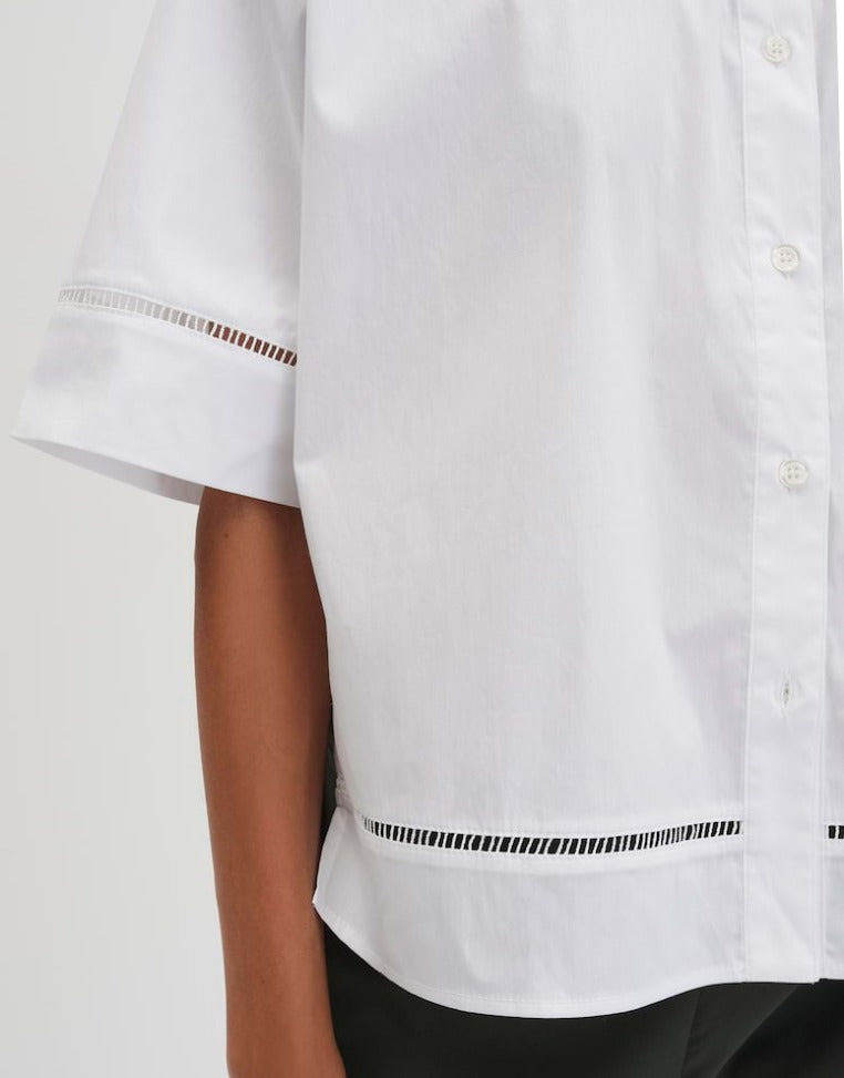 Zemdbluse Zlana mit Spitzeneinsatz