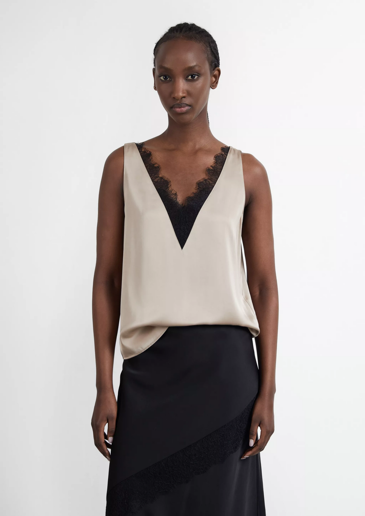 Satin Top mit Spitze
