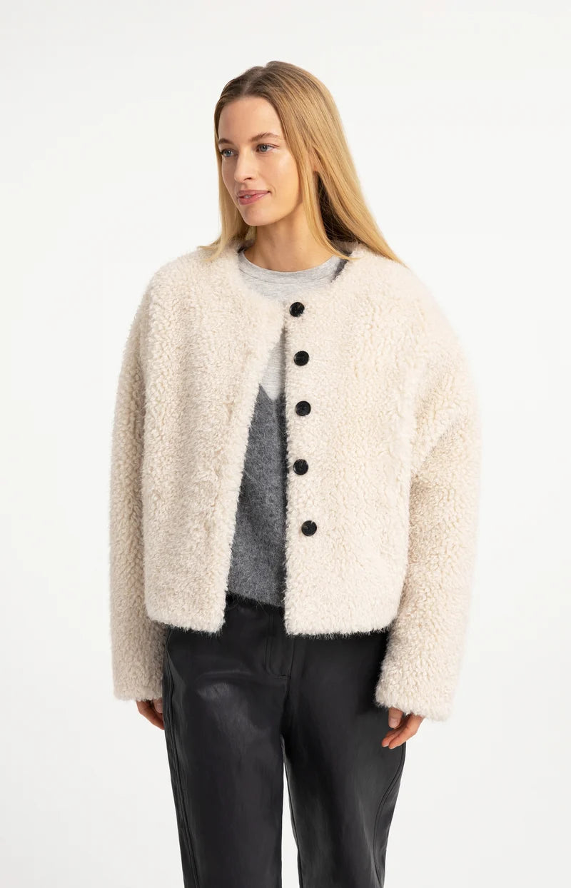 Oversize-Jacke aus Fellimitat