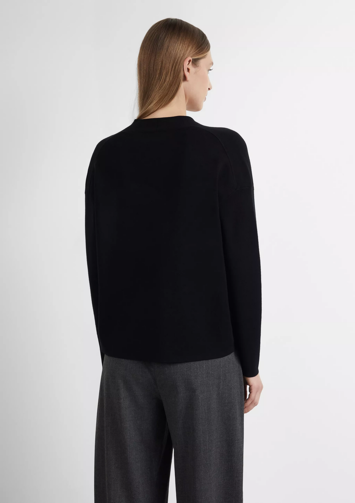 Feinstrick-Pullover mit V-Ausschnitt