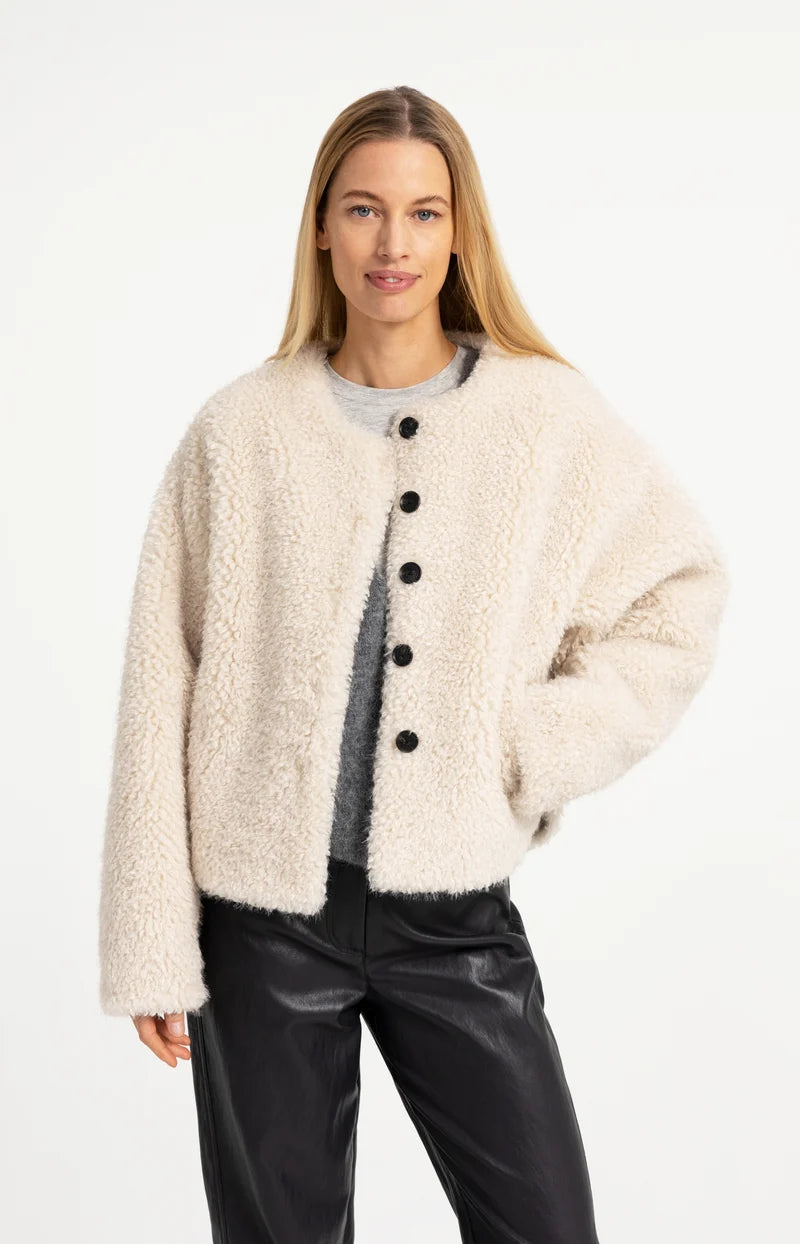 Oversize-Jacke aus Fellimitat