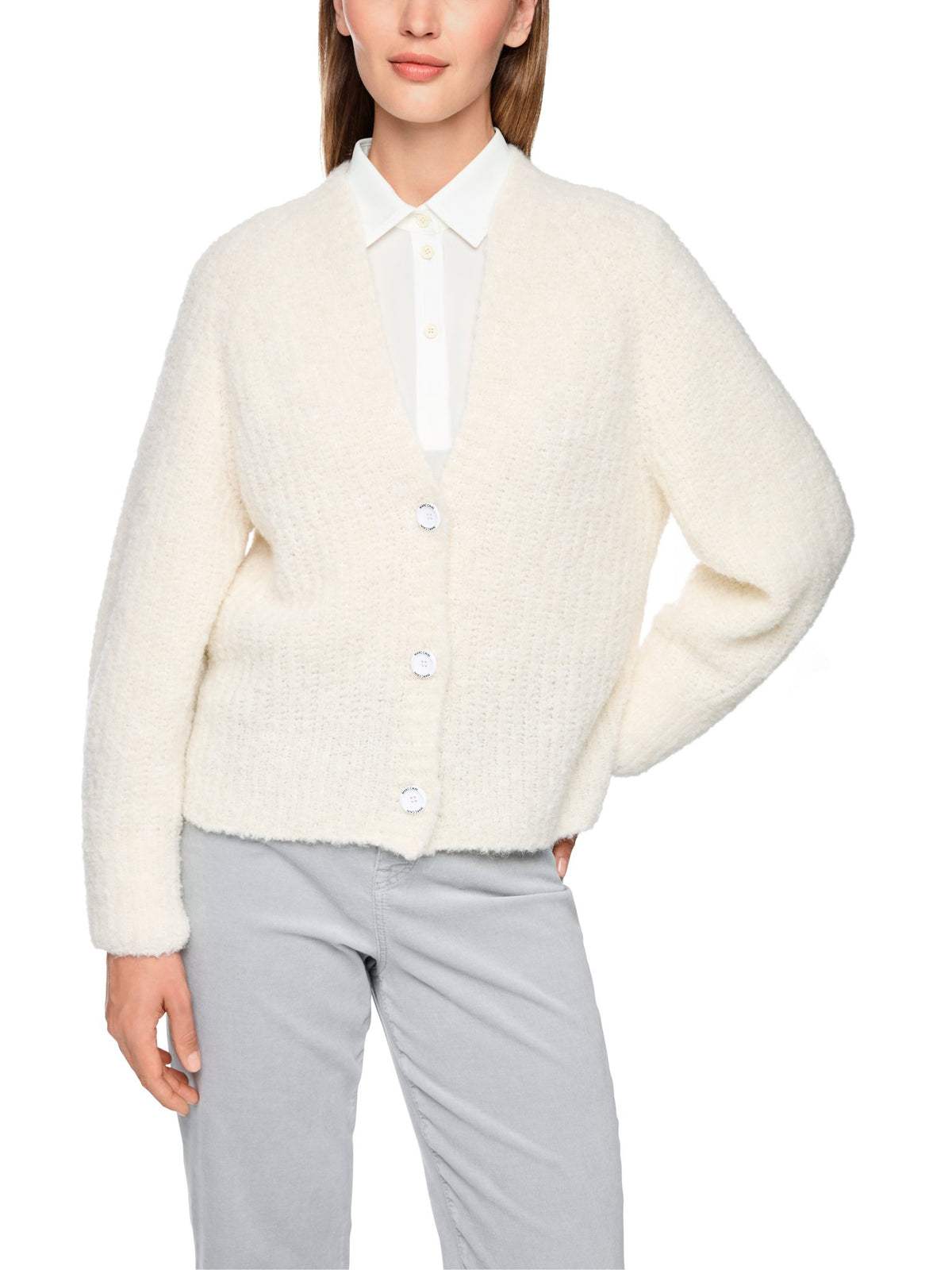 Strickjacke im gerippten Strick