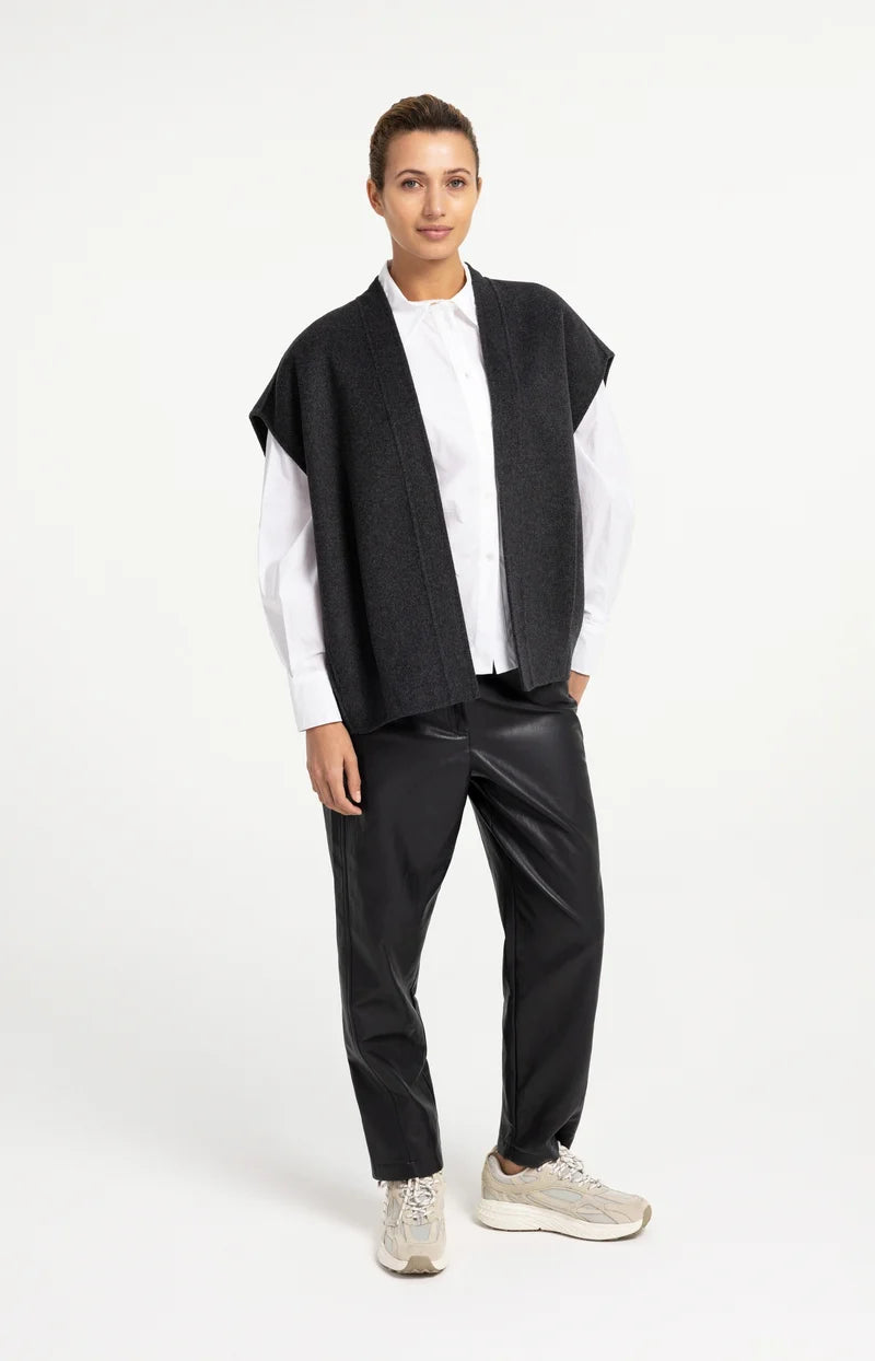 Bluse mit Zierfalte