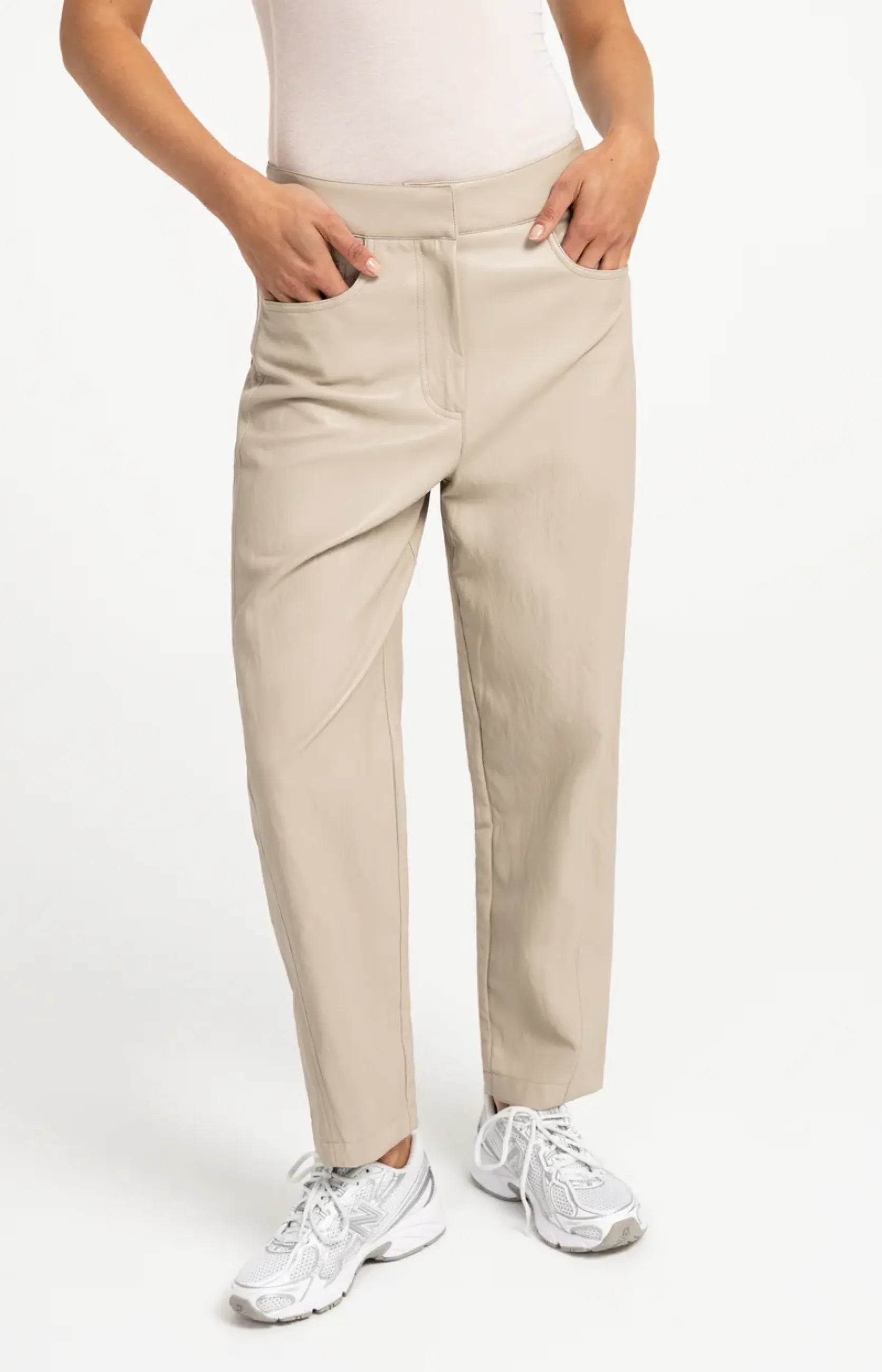Carrot Fit-Hose aus Lederimitat