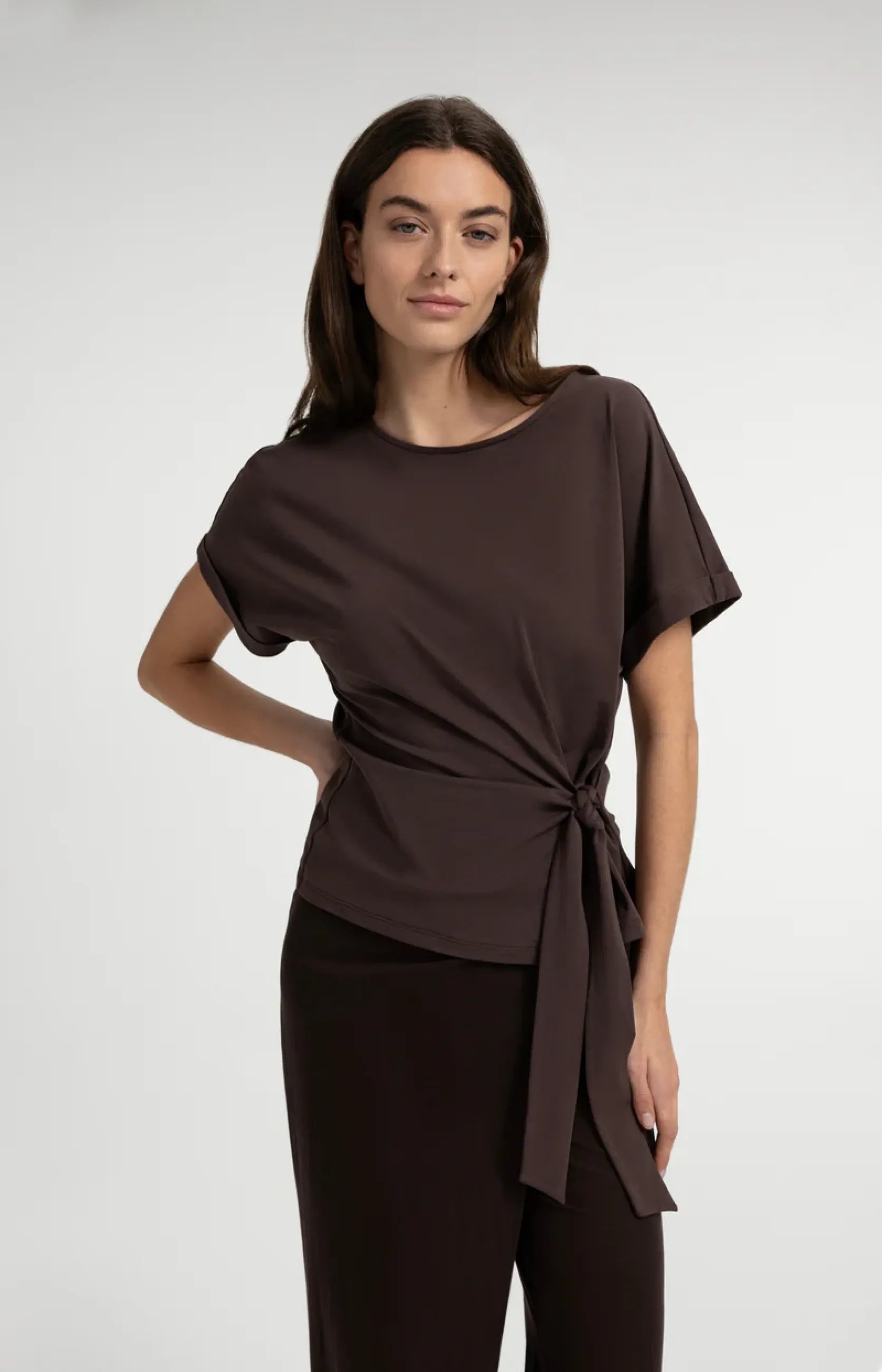 T-Shirt mit Knotendetail