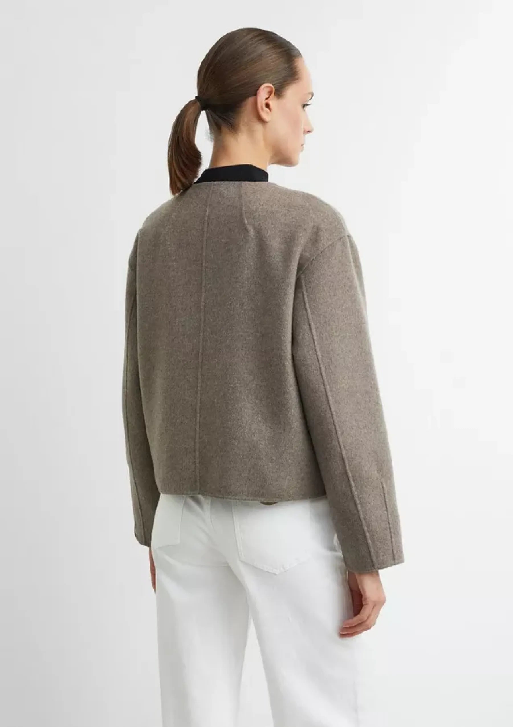 Doubleface-Jacke mit abnehmbarem Schal