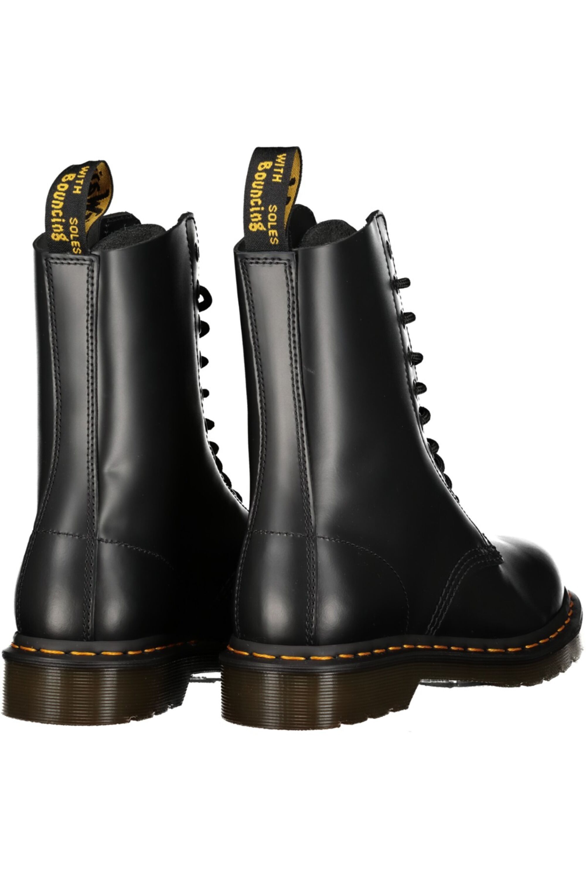 1490 smooth dr martens