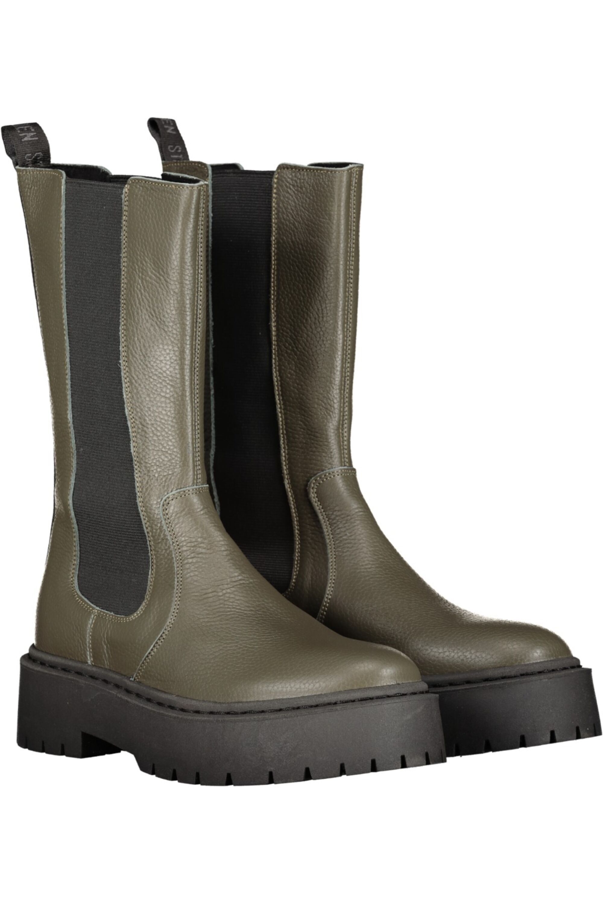 vivianne black steve madden